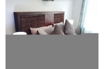 Dullstroom on the Dam Chalet, Dullstroom - 1