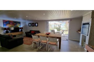 DullVino House Dullstroom Guest house, Dullstroom - 2