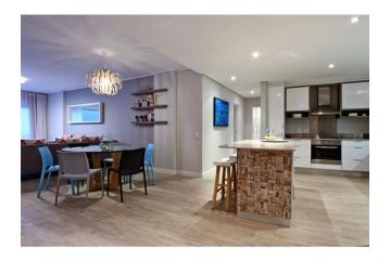 Dunmore Blue Apartment, Cape Town - 5