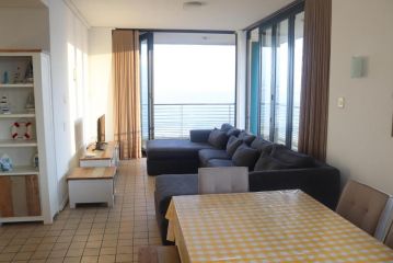 Durban Beach Front SPECTACULAR OCEAN VIEWS - 3 BED Apartment, Durban - 2