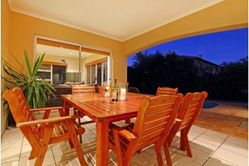 Durham Close 31 by HostAgents Villa, Bloubergstrand - 1