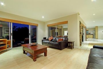 Durham Close 31 by HostAgents Villa, Bloubergstrand - 4