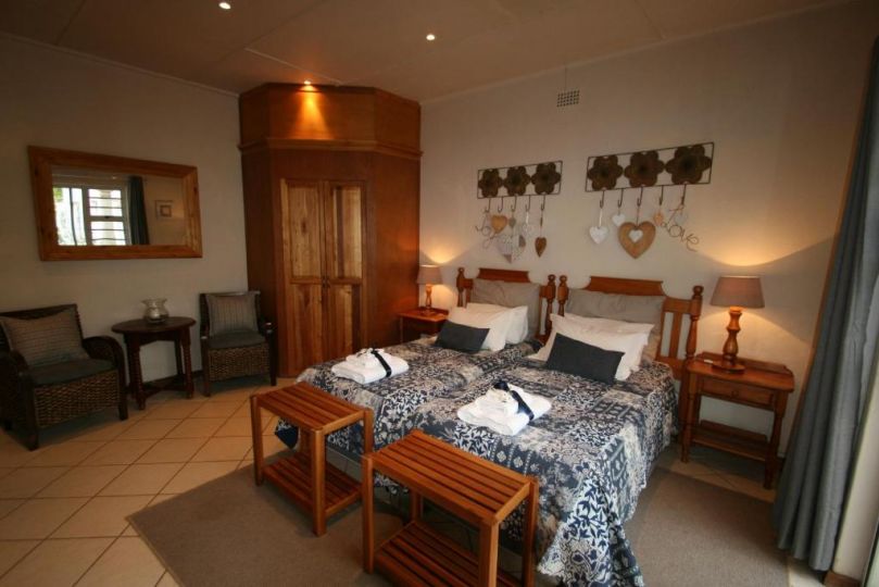 Dusk to Dawn Guesthouse Guest house, Piet Retief - imaginea 16