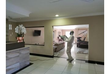 Eagle Nest Luxury Accommodation Hotel, Roodepoort - 1