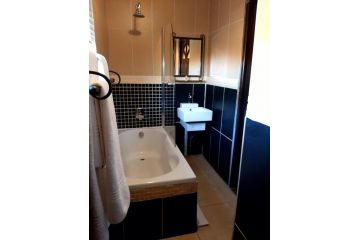 Eco Park Lodge Hotel, Centurion - 4