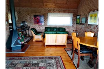 Clarens Eddies Guest house Bed and breakfast, Clarens - 3