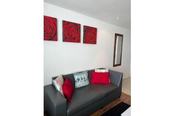 Eden on the Bay 1 bedroom condo with patio Apartment, Cape Town - 3