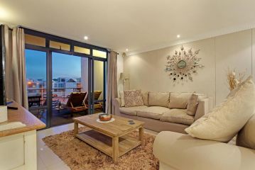 Eden On The Bay 108 by HostAgents Apartment, Bloubergstrand - 4