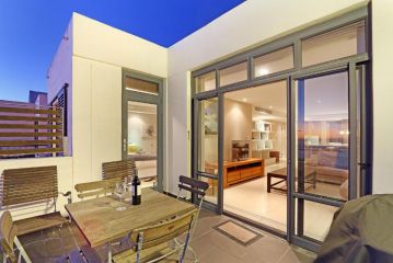 Eden on the Bay 250 by HostAgents Apartment, Bloubergstrand - 4