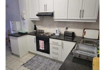 Eden Wilds 38 Apartment, Port Edward - 4
