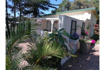 Eight Palms Guest house, Port Edward - 2