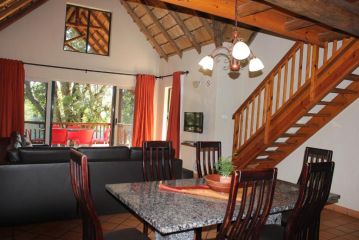 Ekuthuleni River Front Chalets Chalet, Hoedspruit - 3