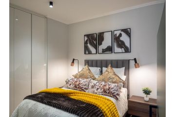 Elegant 1 bedroom apartment in Waterfall Apartment, Midrand - 1