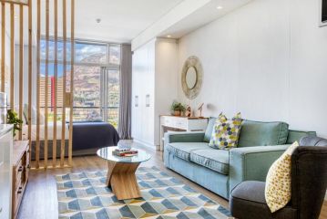 Elegant Modern Apartment near Table Mountain Apartment, Cape Town - 4