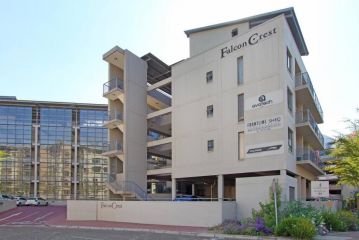 Elgene's Getaway Waterfront Views + Terrace Apartment, Cape Town - 4