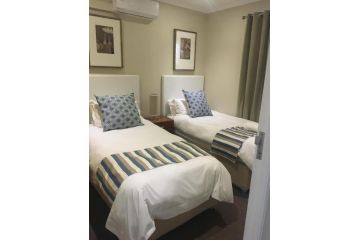 Ellefson Golf Suite Apartment, Langebaan - 4