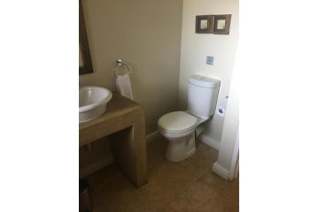 Ellefson Golf Suite Apartment, Langebaan - 5