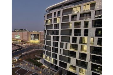 Ellipse Luxury High Rise Apartment, Midrand - 1