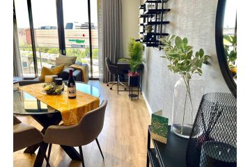 5 Star Elegant Apartments, Ellipse Waterfall City, Midrand Apartment, Midrand - 2