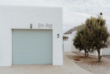 Em Paz Apartment, Paternoster - 2