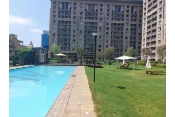 Emabheleni Executive Suites Apartment, Johannesburg - 2