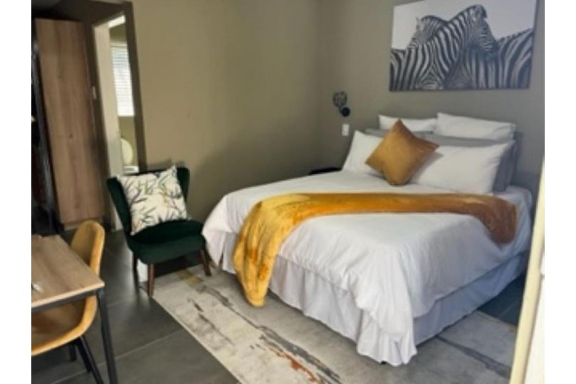 Emba Guest lodge Apartment, EMbalenhle - imaginea 2