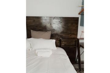 Emmaus Single Room Bed and breakfast, Bloemfontein - 2