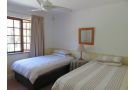 Entire 4 B/R family holiday home, 8 mins 2 Beach, Plettenberg Bay Guest house, Plettenberg Bay - thumb 17