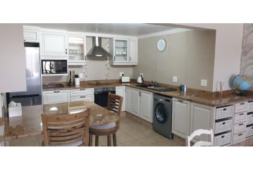 Entire Cottage to Hire on Chartwell Drive Villa, Durban - 5