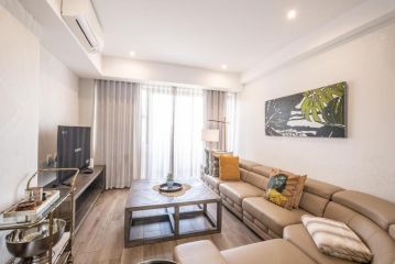 Entire luxury 2 bedroom en-suite apartment at Regency Apartment, Pretoria - 3