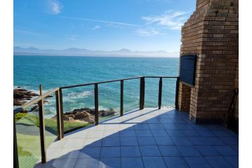 Point Village Accommodation - Erin 5 Apartment, Mossel Bay - 2