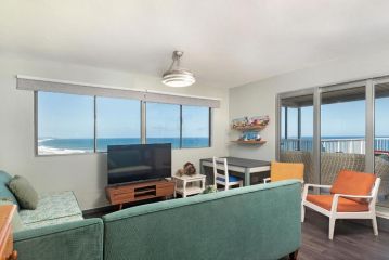 Escape to a Beach House Apartment, Umdloti - 2