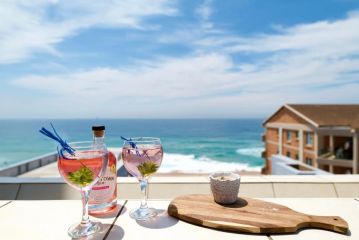 Escape to Dolphinview Apartment, Umdloti - 2