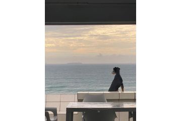 Escape to Dolphinview Apartment, Umdloti - 4