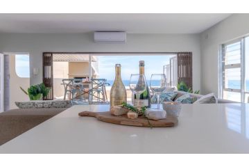 Escape to Oceanbreaks Apartment, Umdloti - 2