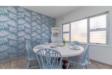 Escape to Oceanbreaks Apartment, Umdloti - 3