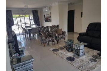 Estee House Apartment, Newcastle - 1