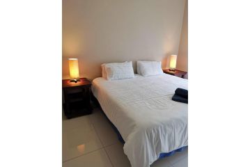 Point Village Accommodation - Estoril Villa 4 Apartment, Mossel Bay - 1