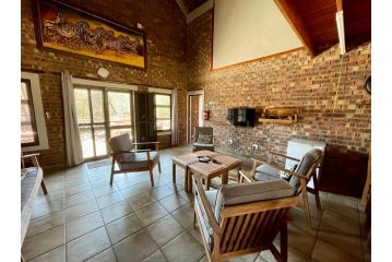 Nghala Self-catering Holiday Home Guest house, Marloth Park - 4