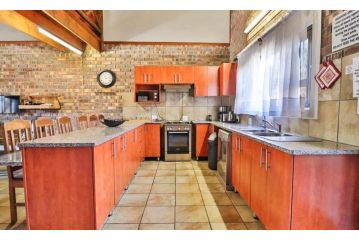 Nghala Self-catering Holiday Home Guest house, Marloth Park - 5