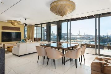 Exclusive V&A Marina Penthouse with 360Â° Views Apartment, Cape Town - 5