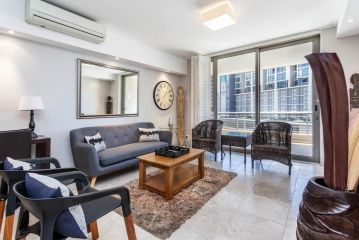 Executive 1 Bedroom in Canal Quays Apartment, Cape Town - 2