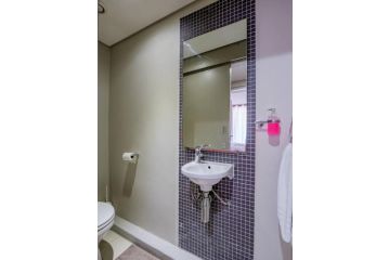 Executive apartment at Ushaka Marine Apartment, Durban - 4