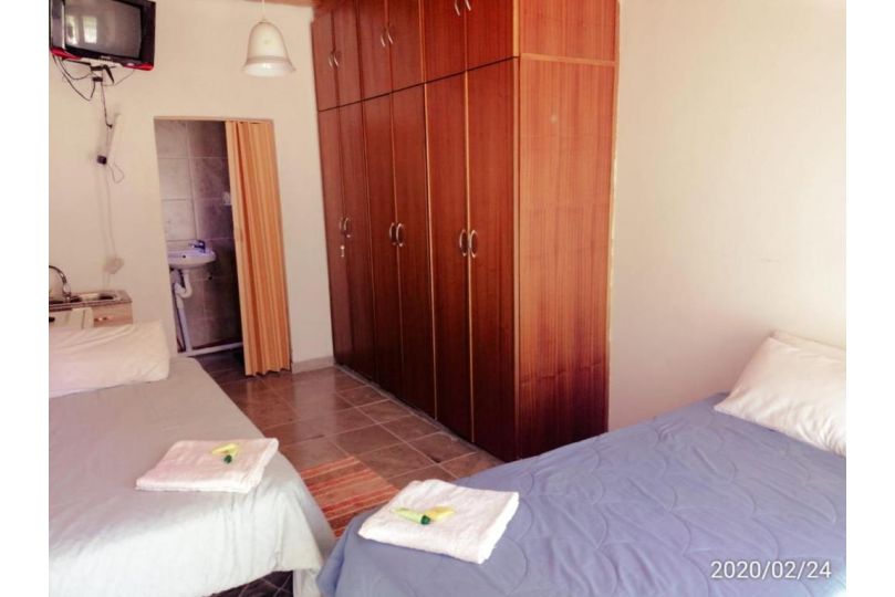 Ezulwini Stay Apartment, Standerton - imaginea 4