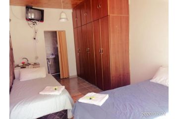 Ezulwini Stay Apartment, Standerton - 5