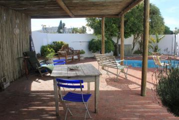 Fairhaven Beachhouse & Pool Blouberg seaside Guest house, Bloubergstrand - 1