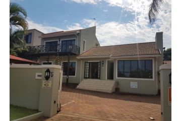 Fairview Bed And Breakfast - Double Bedroom 5 Guest house, Durban - 3