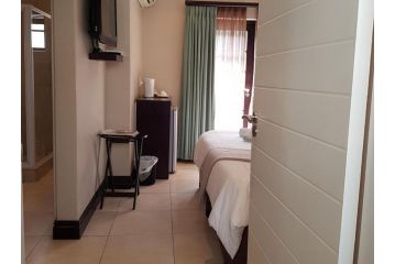 Fairview Bed & Breakfast Apartment, Durban - 5
