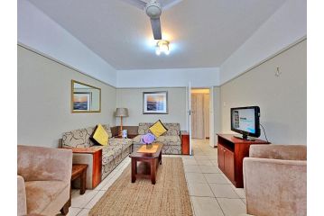 Fairway Holiday Accommodation Apartment, Hermanus - 1