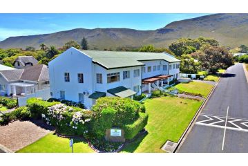 Fairway Holiday Accommodation Apartment, Hermanus - 2